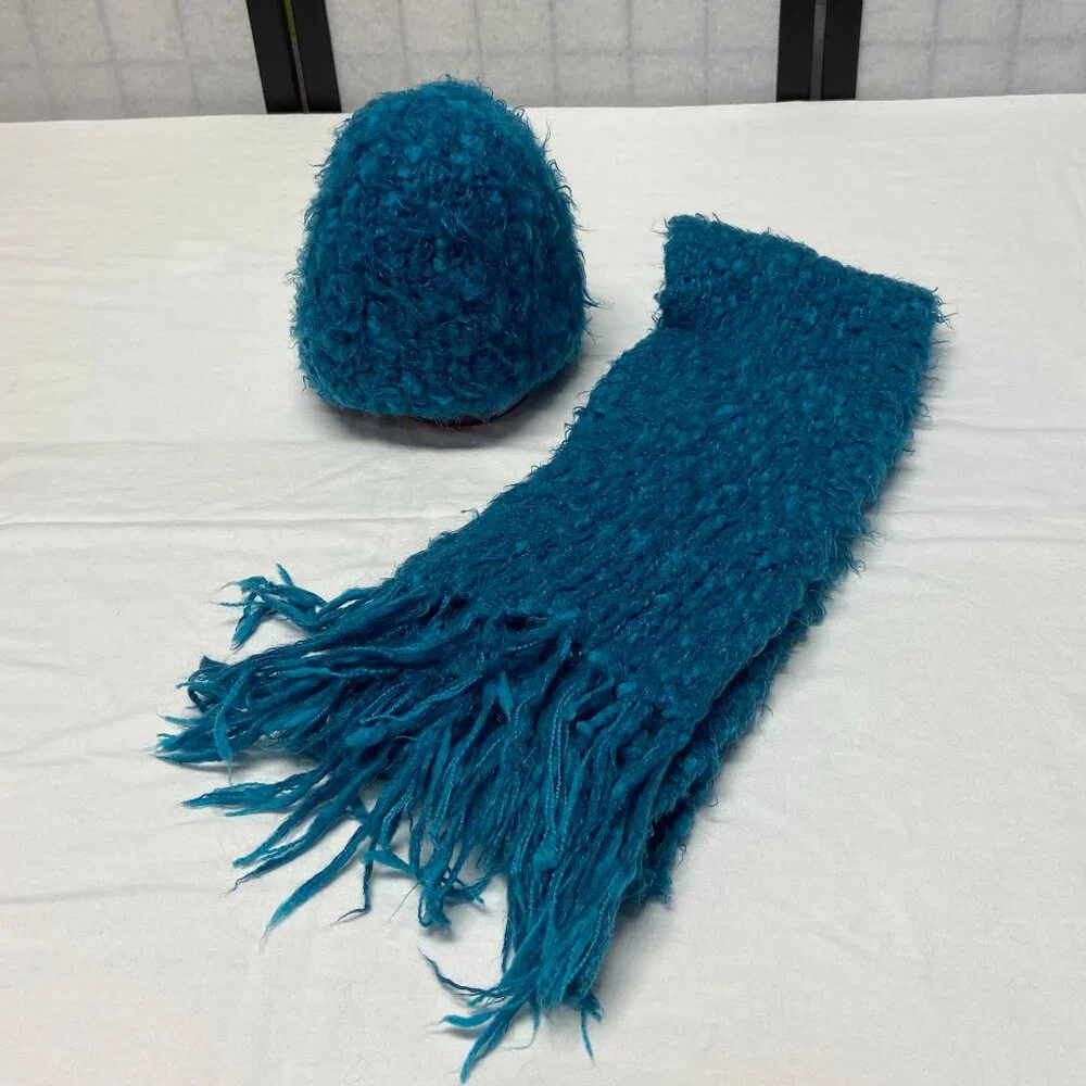 ANA Knit Beanie & Fringed Scarf 2 pc Set Turquoise Nubby Fuzzy Winter Cozy Chic - Picture 3 of 11